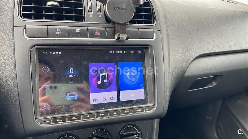 Usado VW Polo Advance 90 CV (66 kW) 2013 Azul Utilitario