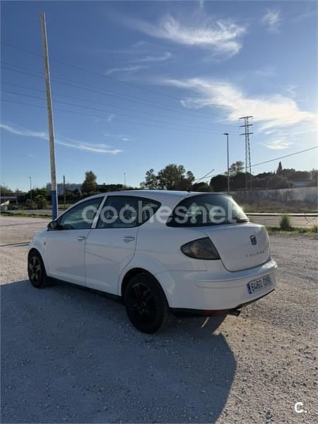 Usado Seat Toledo Reference 105 CV (77 kW) 2006 Blanco Berlina