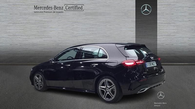 Usado Mercedes A180 136 CV (100 kW) 2025 Negro noche
