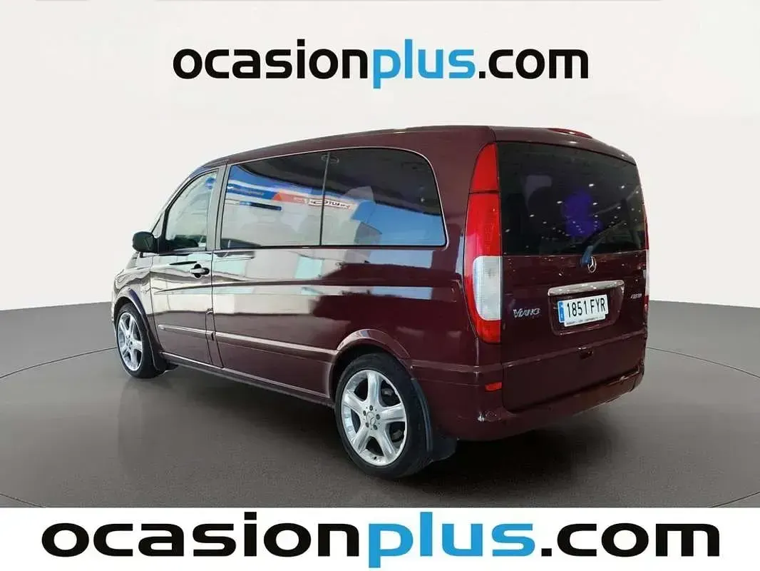 Usado Mercedes Viano 204 CV (150 kW) 2007 Rojo Monovolumen