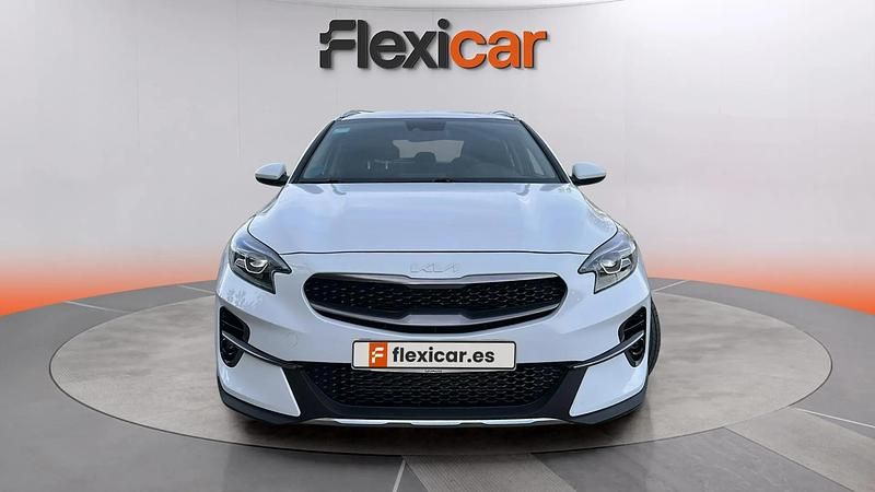 Usado Kia XCeed 120 CV (88 kW) 2022 Blanco SUV