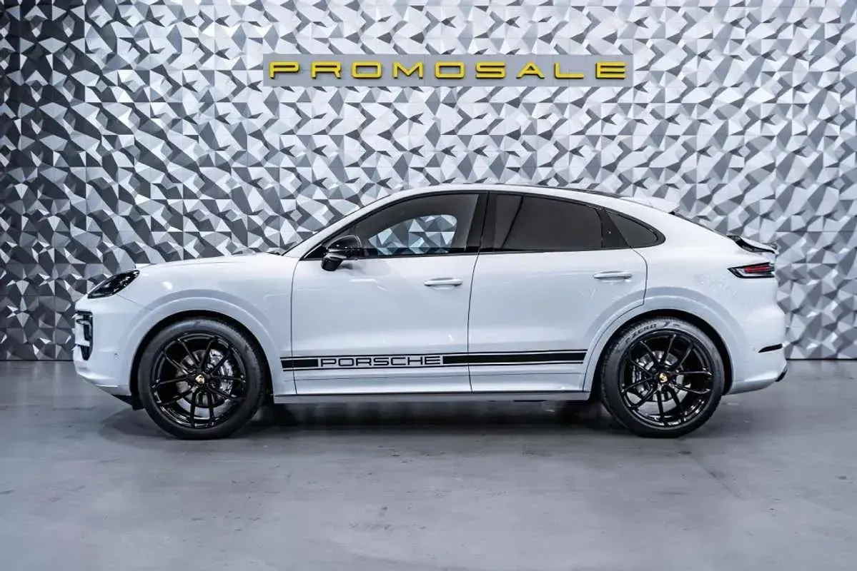 Usado Porsche Cayenne 354 CV (260 kW) 2024 SUV