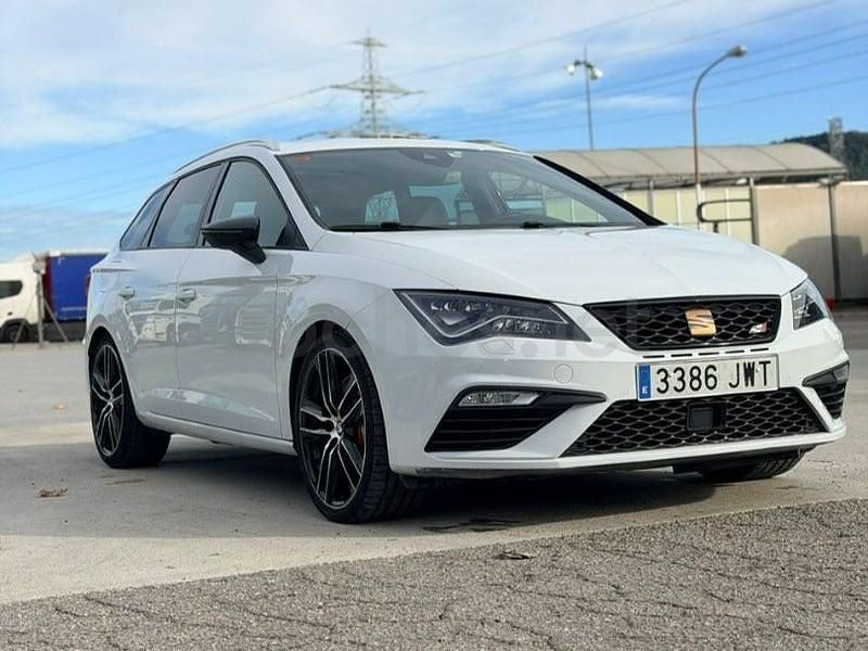 Usado Seat Leon CUPRA 300 CV (220 kW) 2017 Blanco Familiar