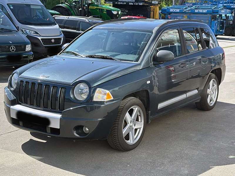 Usado Jeep Compass Limited 140 CV (102 kW) 2008 Negro SUV
