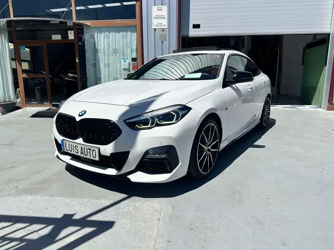 Usado BMW 218 Gran Coupé M Sport 150 CV (110 kW) 2021 Blanco Coupe