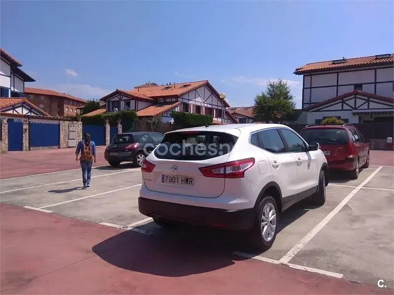 Usado Nissan Qashqai Tekna 115 CV (84 kW) 2014 Blanco SUV