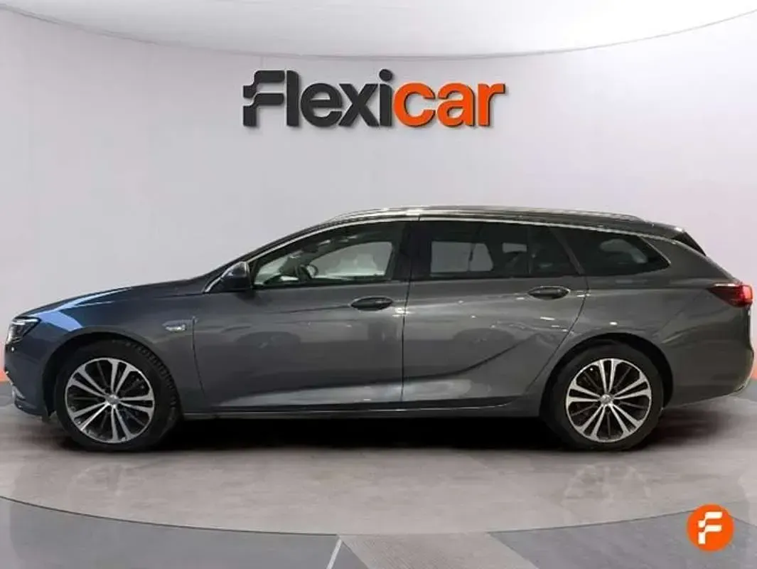 Usado Opel Insignia Innovation 136 CV (100 kW) 2020 Gris Familiar