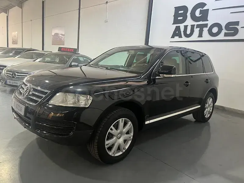 Usado VW Touareg 225 CV (165 kW) 2006 Negro SUV