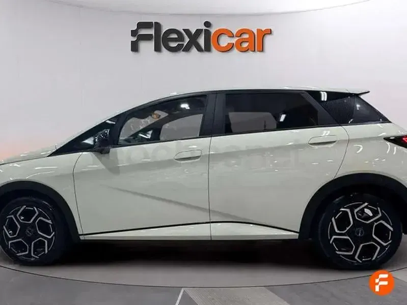 Usado BYD Dolphin Comfort 114 kW (156 CV) 2025 Eléctrico Utilitario