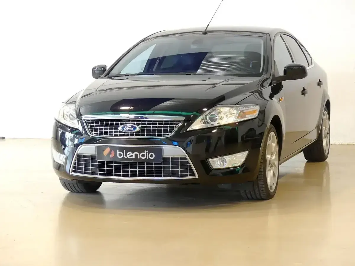 Usado Ford Mondeo Trend 147 CV (108 kW) 2007 Berlina