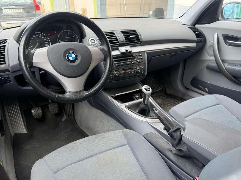 Usado BMW 120 163 CV (119 kW) 2005 Gris Utilitario
