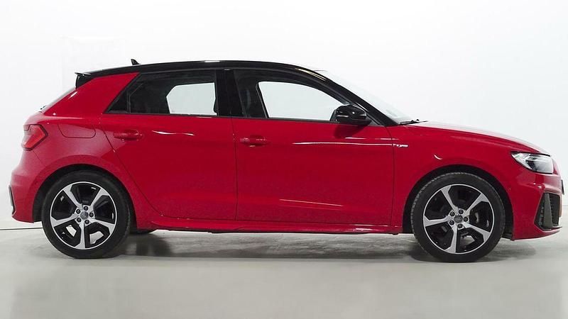 Usado Audi A1 Sportback 95 CV (69 kW) 2022 Rojo Utilitario