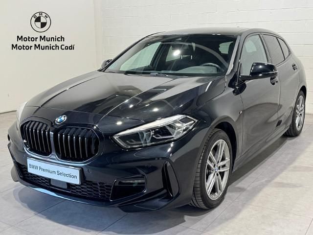 Negro Usado 2024 BMW 118 Comfort Edition Utilitario | 29.575 € (Precio justo) - Imagen 1/4