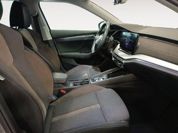 Usado Skoda Octavia Scout 4x4 150 CV (110 kW) 2022 Gris Familiar