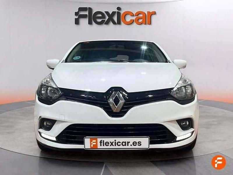Usado Renault Clio IV LIMITED 75 CV (55 kW) 2018 Blanco Berlina