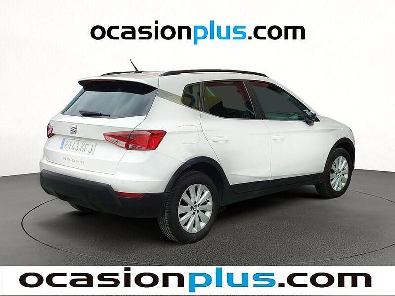Usado Seat Arona Ecomotive 95 CV (69 kW) 2017 Blanco SUV