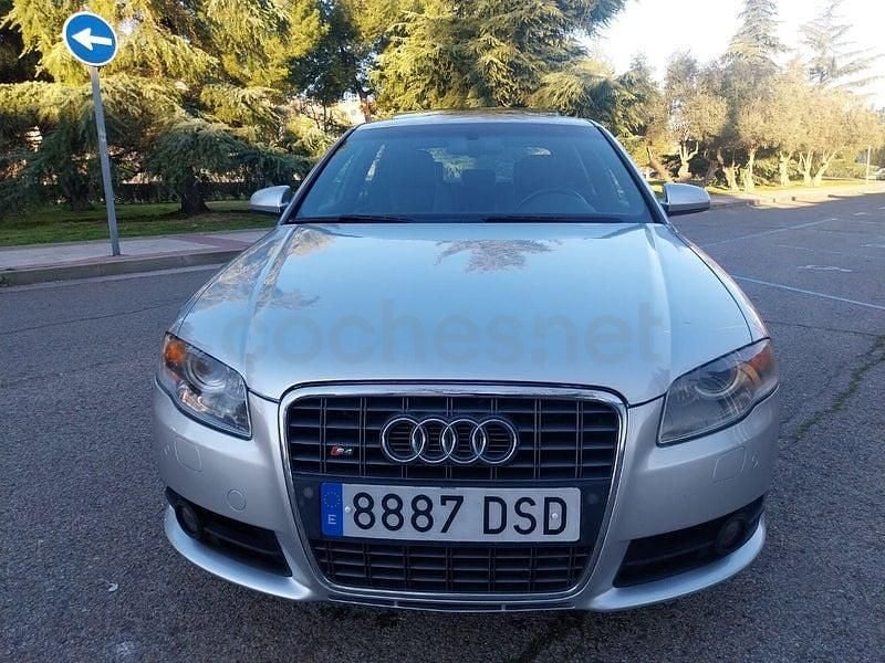 Usado Audi S4 S-Line 344 CV (253 kW) 2005 Gris / plata Berlina