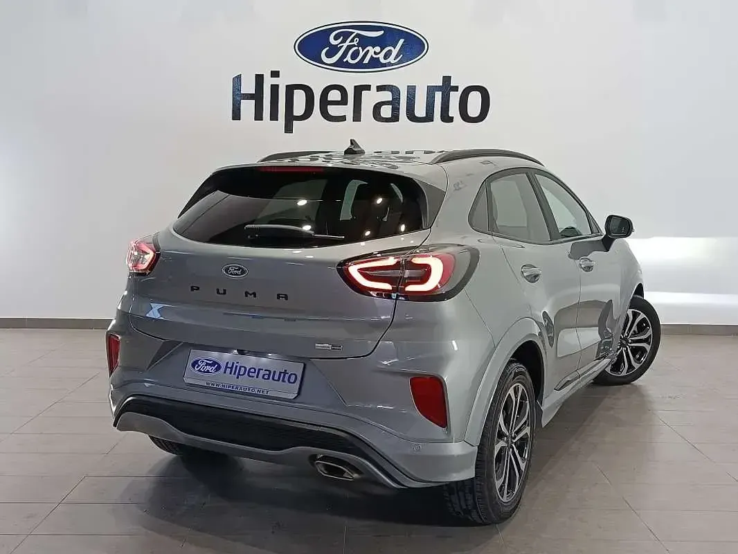 Usado Ford Puma ST-Line 125 CV (91 kW) 2022 Plateado SUV