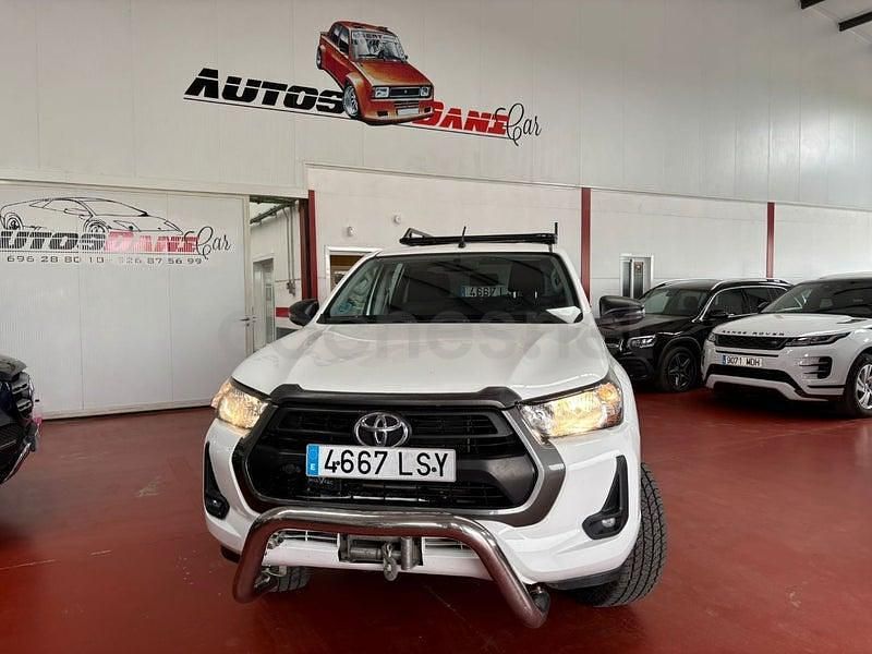 Usado Toyota HiLux 150 CV (110 kW) 2021 Blanco Pickup/Camioneta