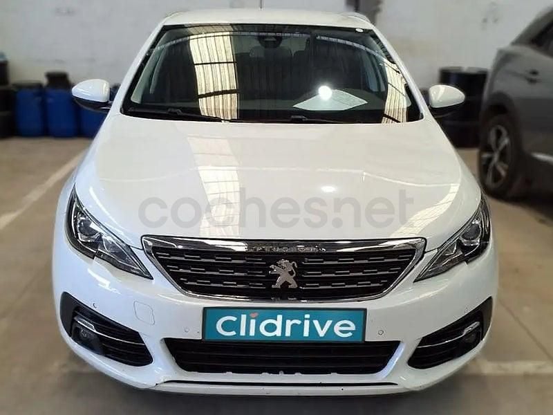 Usado Peugeot 308 SW Allure 130 CV (95 kW) 2021 Blanco Familiar