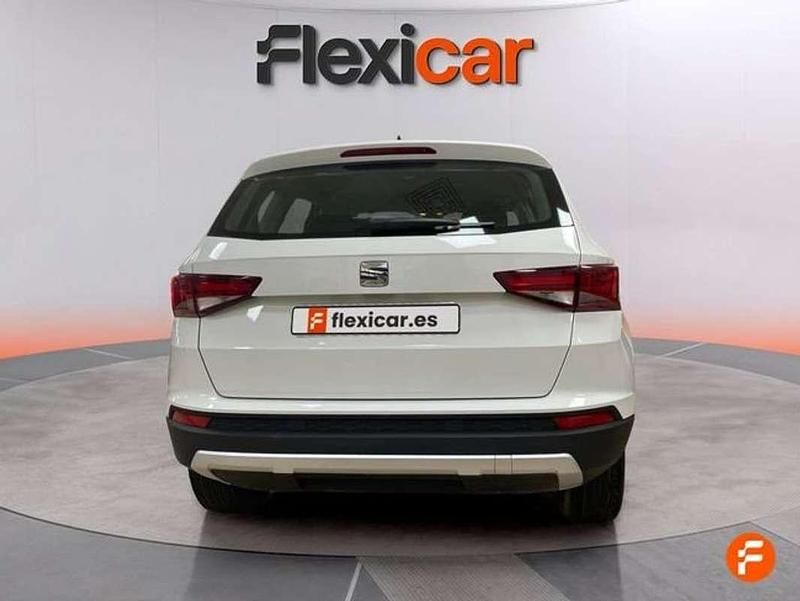 Usado Seat Ateca Style 150 CV (110 kW) 2020 Blanco SUV