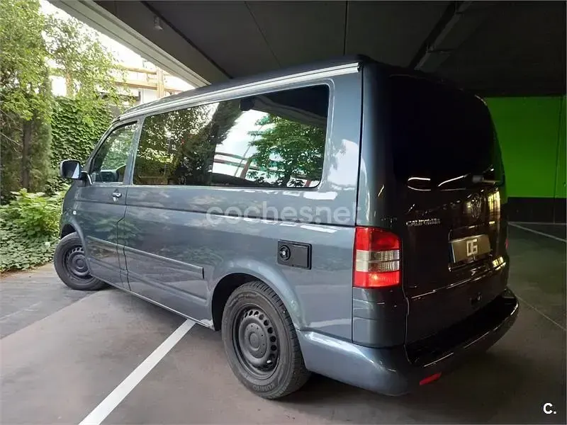 Usado VW California Comfortline 174 CV (127 kW) 2008 Gris / plata Van