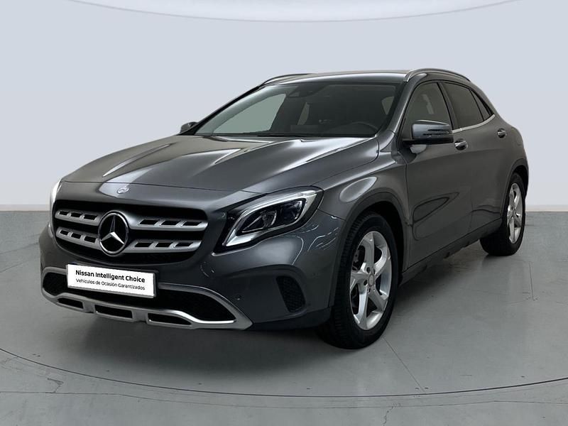 Usado Mercedes GLA200 136 CV (100 kW) 2017 Gris SUV