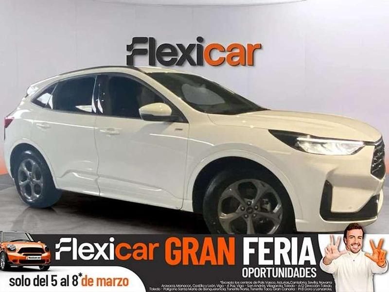 Usado Ford Kuga ST-Line 150 CV (110 kW) 2025 Blanco SUV