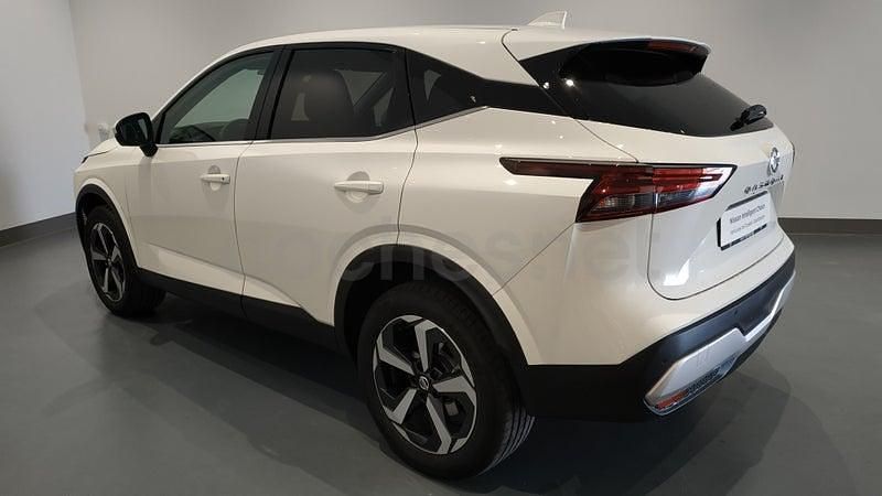 Usado Nissan Qashqai N-Connecta 140 CV (102 kW) 2024 Amarillo SUV