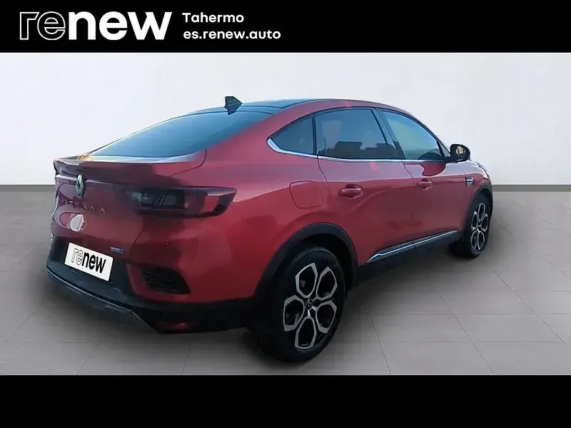 Usado Renault Arkana Zen 145 CV (106 kW) 2022 Rojo SUV