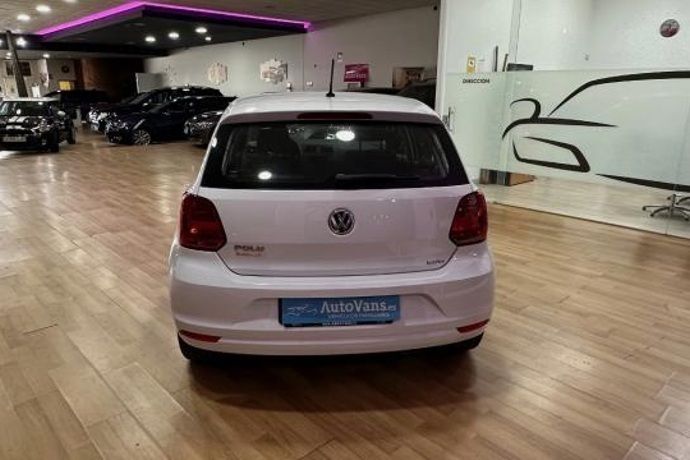 Usado VW Polo Comfortline 75 CV (55 kW) 2016 Blanco Utilitario