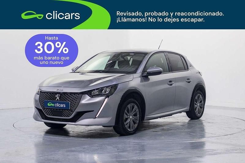 Usado Peugeot e-208 Allure 100 kW (136 CV) 2021 Plateado Utilitario