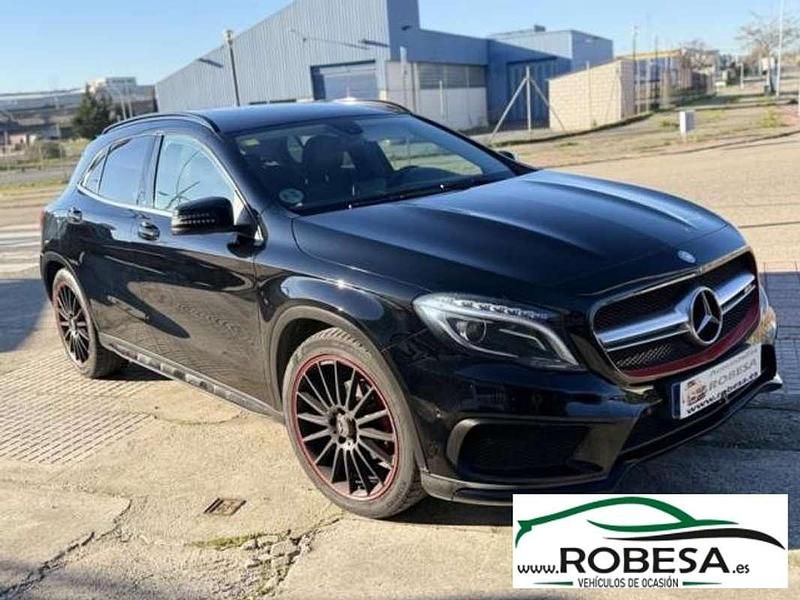 Usado Mercedes GLA200 AMG 136 CV (100 kW) 2016 Negro SUV