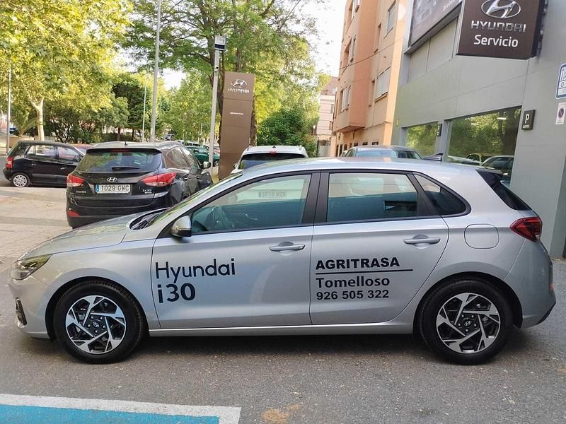 Nuevo Hyundai i30 99 CV (72 kW) 2025