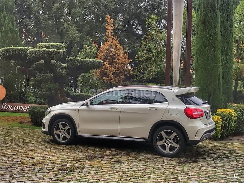 Blanco Usado 2014 Mercedes GLA220 AMG line SUV | 15.495 € (Un poco caro) - Imagen 1/4