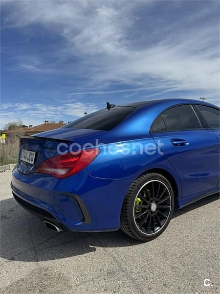 Usado Mercedes CLA200 136 CV (100 kW) 2015 Azul Berlina