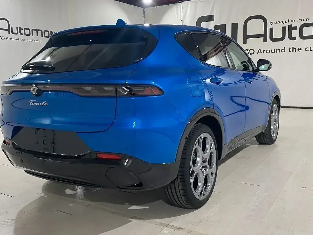 Usado Alfa Romeo Tonale Edizione Speciale 130 CV (95 kW) 2022 Azul SUV