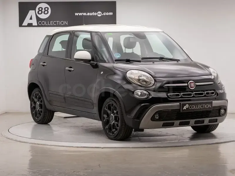 Usado Fiat 500L Cross 95 CV (69 kW) 2021 Negro Monovolumen
