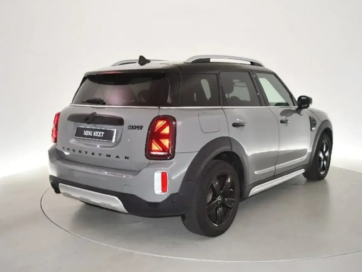 Usado Mini Cooper Countryman 136 CV (100 kW) 2022 Gris / plata SUV