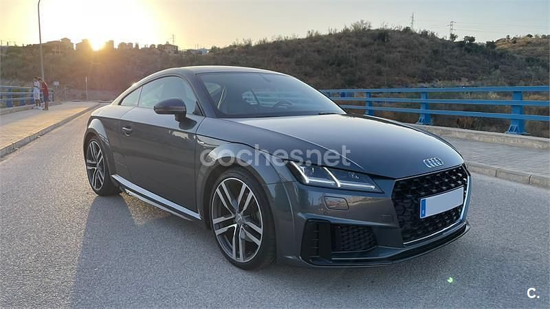 Usado Audi TT S-Line 197 CV (144 kW) 2019 Gris / plata Coupe