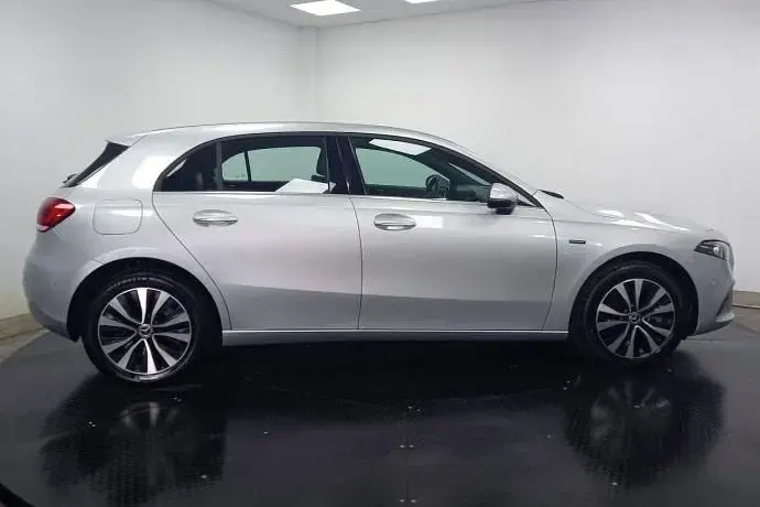 Usado Mercedes A250 Business 218 CV (160 kW) 2021