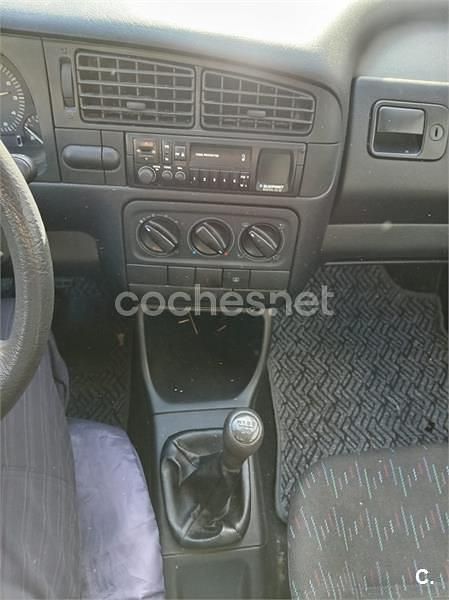 Usado VW Golf III 64 CV (47 kW) 1993 Blanco Berlina