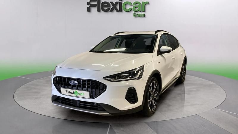 Usado Ford Focus Active 155 CV (114 kW) 2022 Blanco Berlina
