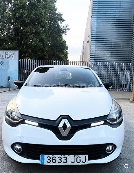 Usado Renault Clio IV 90 CV (66 kW) 2015 Blanco Berlina