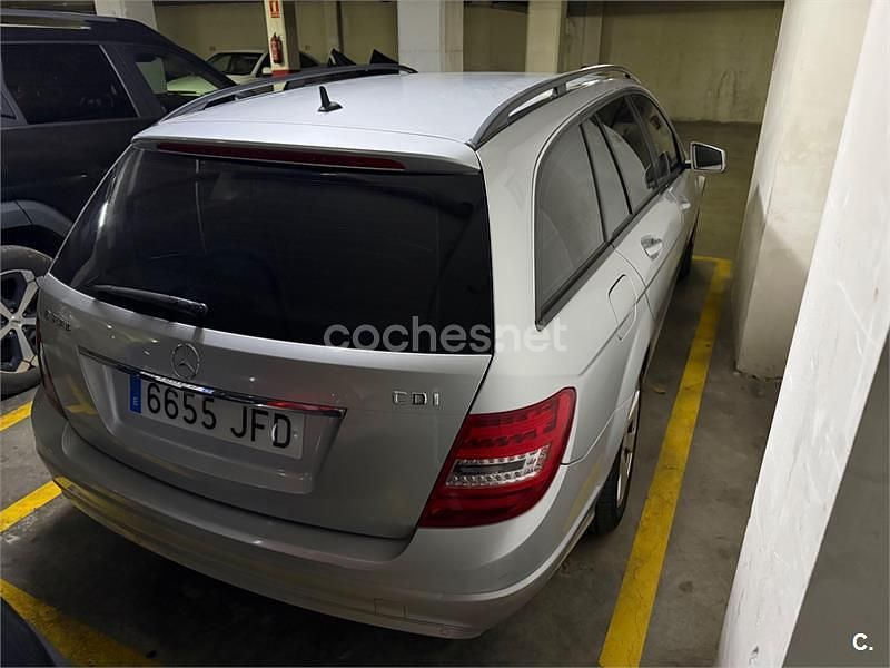 Usado Mercedes C200 136 CV (100 kW) 2012 Gris / plata Familiar