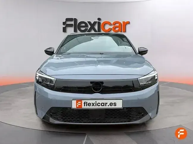 Usado Opel Corsa 100 CV (73 kW) 2024 Gris Utilitario