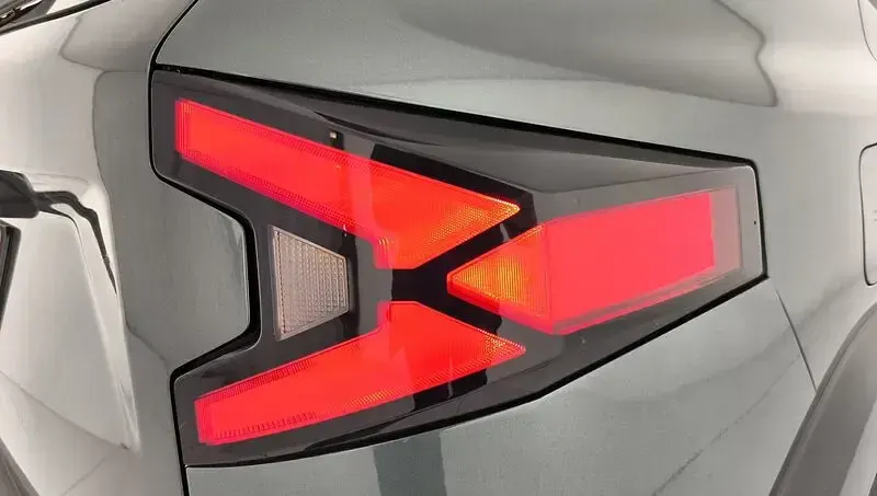 Usado Dacia Duster Journey 130 CV (95 kW) 2025 Verde SUV