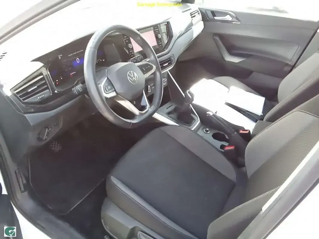 Usado VW Polo Life 95 CV (69 kW) 2023 Blanco Utilitario