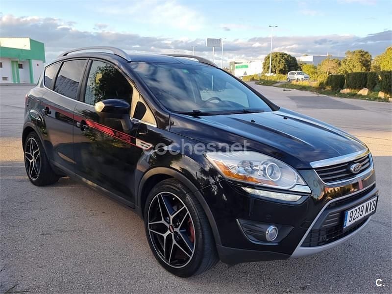 Usado Ford Kuga Titanium 163 CV (119 kW) 2012 Negro SUV