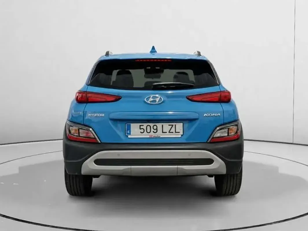 Usado Hyundai Kona 120 CV (88 kW) 2022 Azul SUV